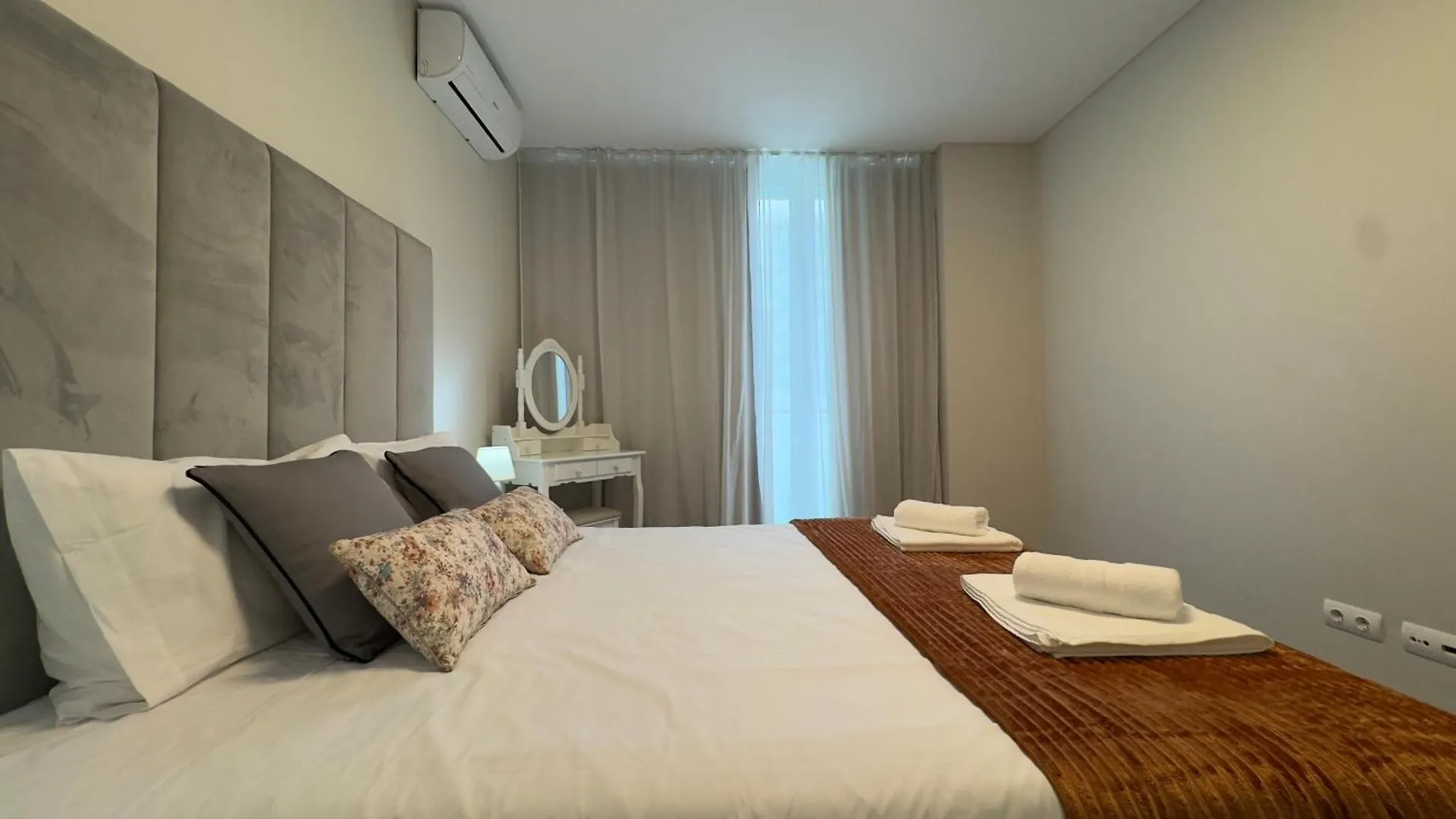 La Vie Center Flat Apartment Funchal  Portugal
