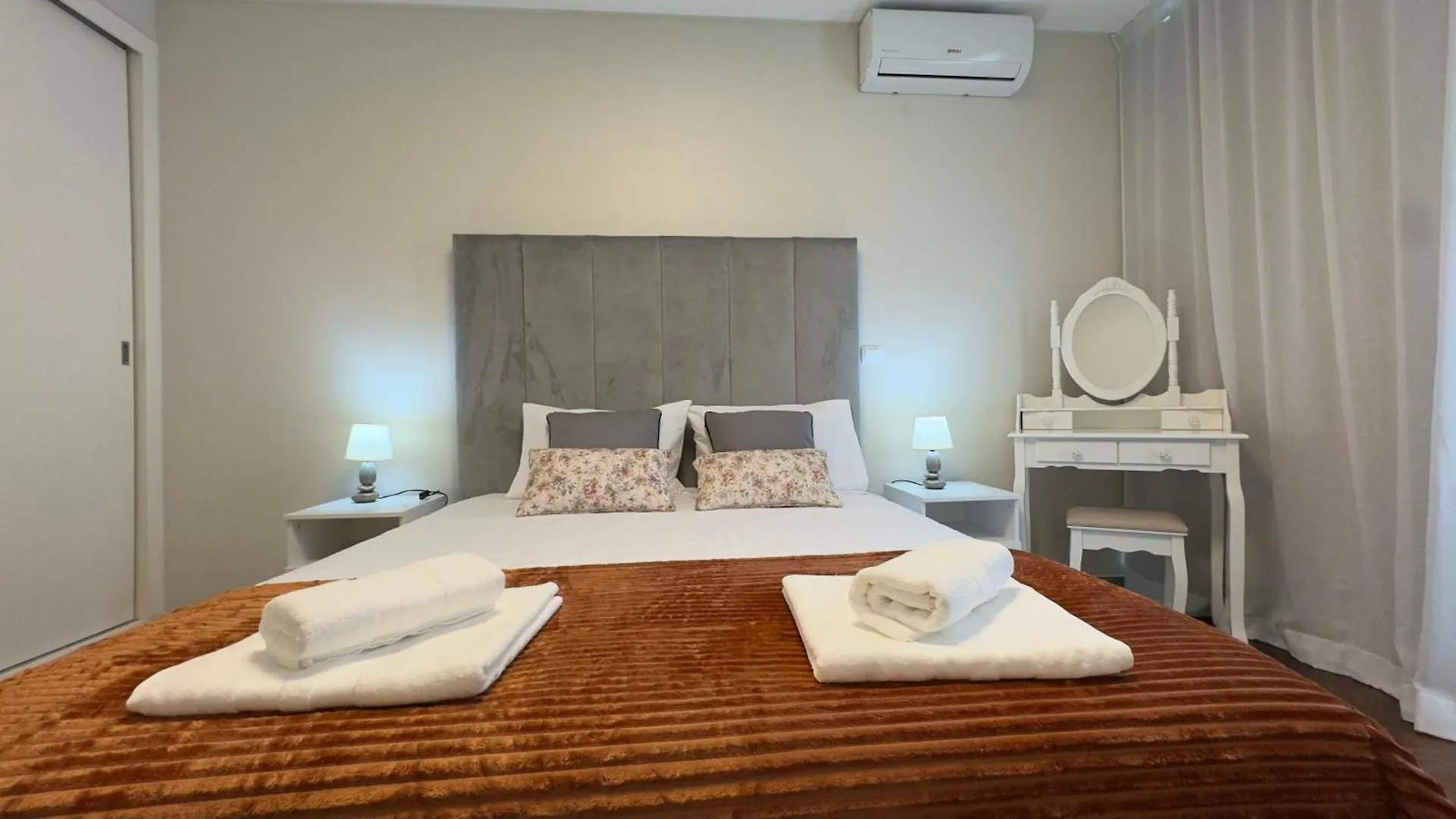 La Vie Center Flat Apartment Funchal  Funchal (Madeira)
